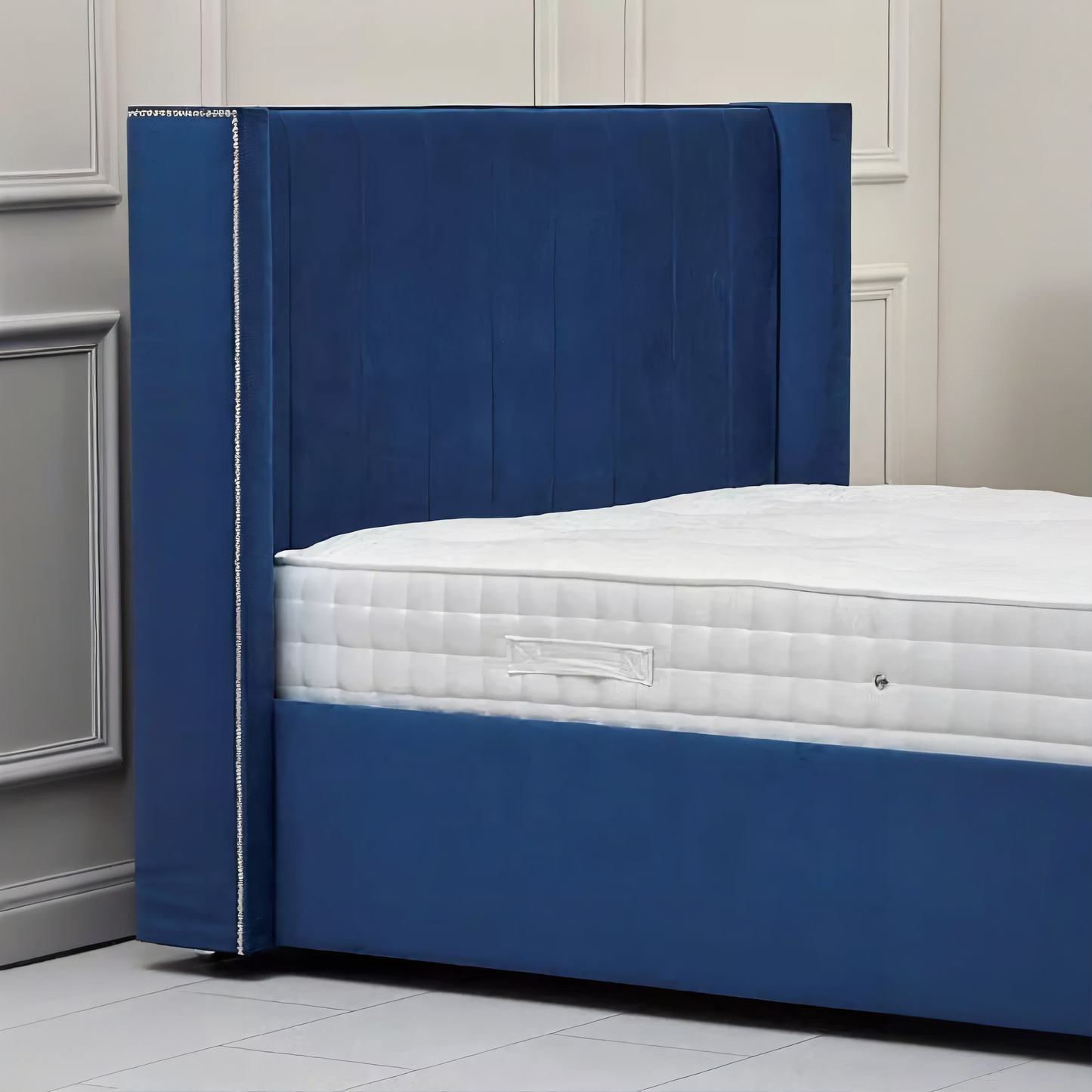 VIENNA BEDFRAME DHF Furnishing